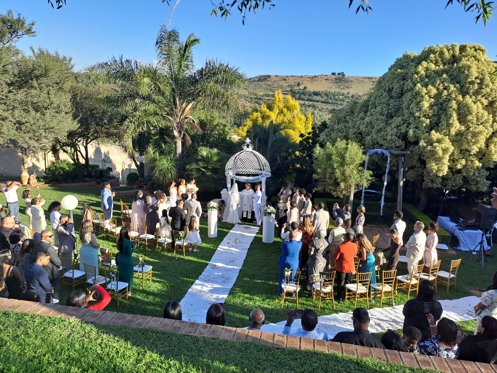 Bella Vista lush venue grounds and gardens