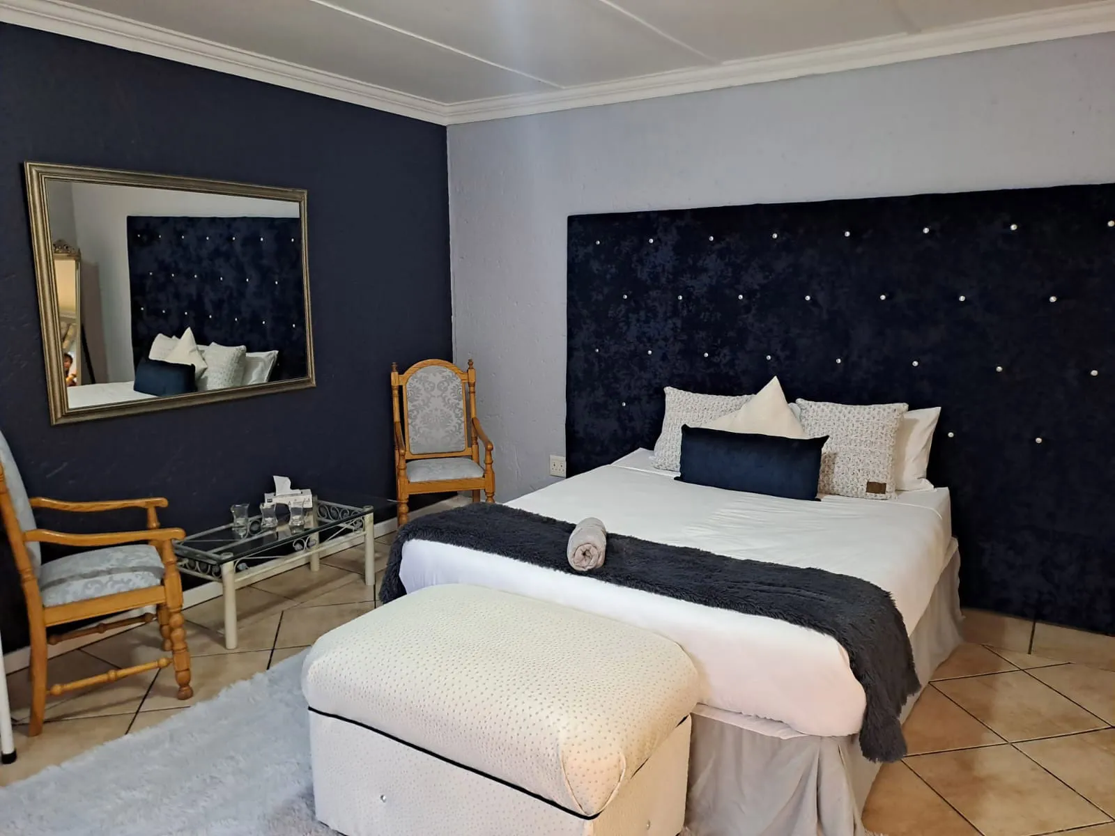 Bridal Suite accommodation at Bella Vista Weddings, Krugersdorp
